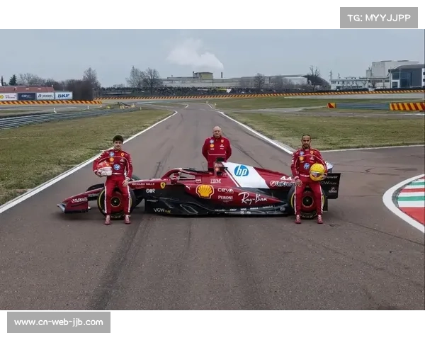 维伦纽夫批评汉密尔顿安于现状，法拉利首赛季表现惨淡